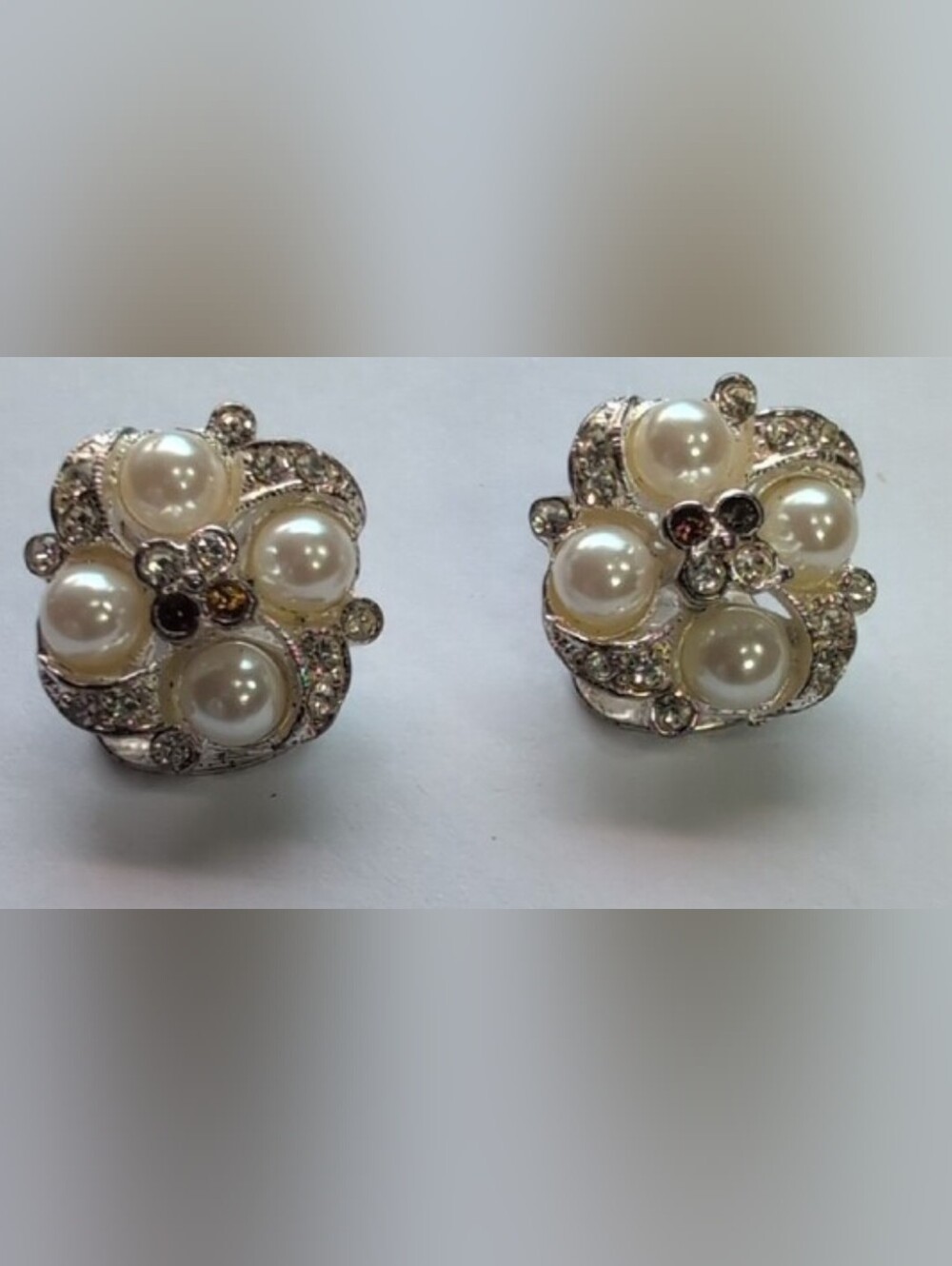 Vendome Cream Pearl & Crystal Flower Clip-On Earrings 50-60's